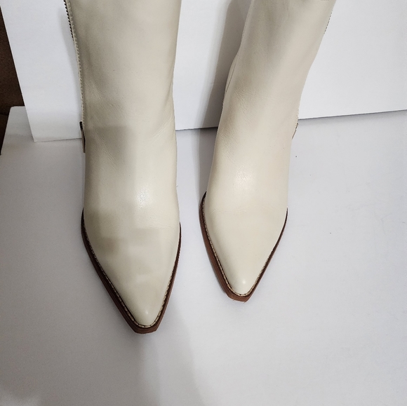 Cream Sam Edelman boots - Picture 3 of 12